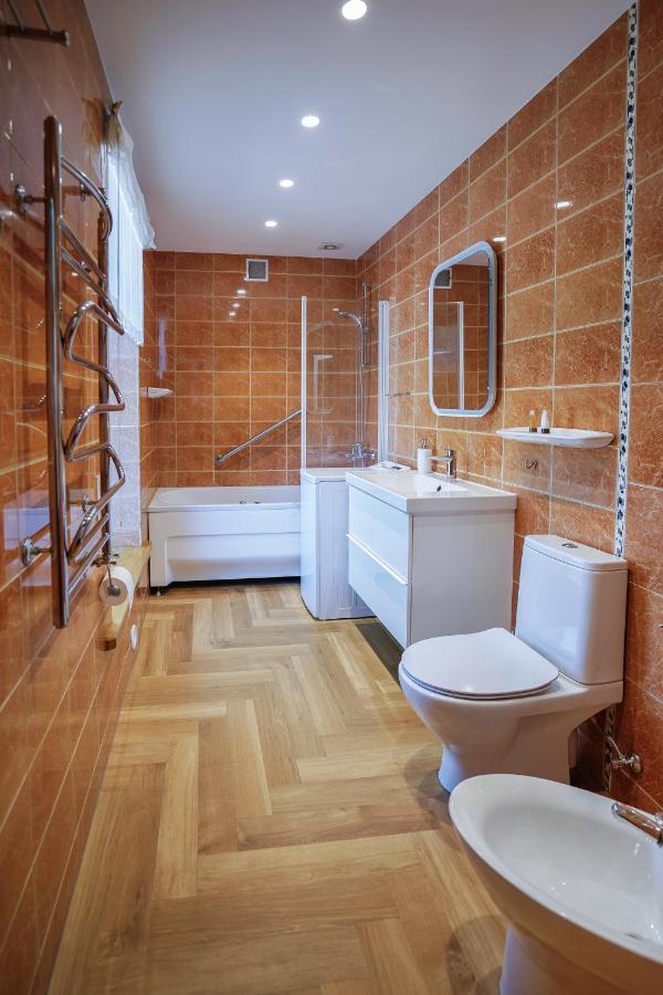 Exclusive Oldnew Apartments In City Center Panevėžys Kültér fotó
