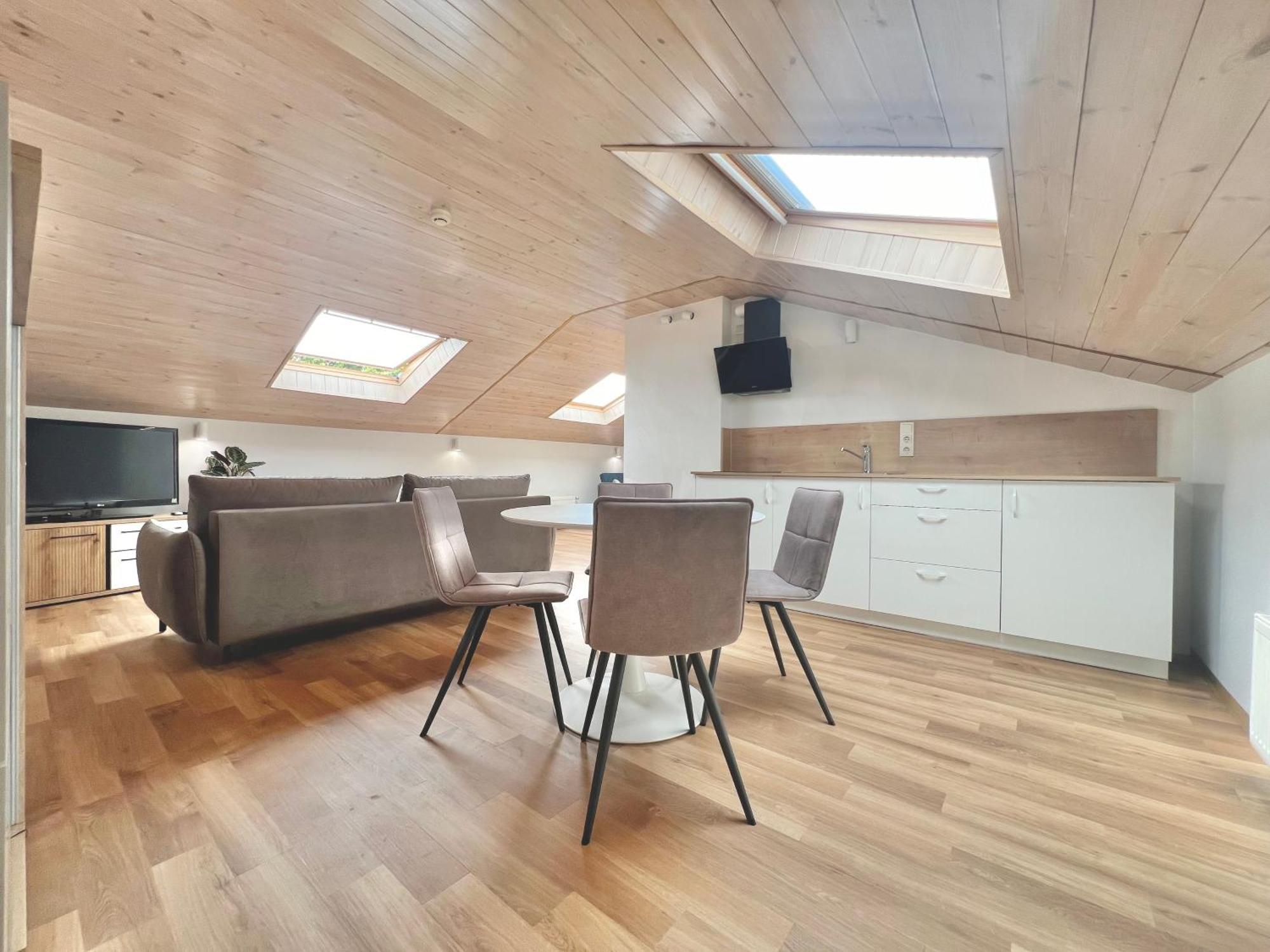 Exclusive Oldnew Apartments In City Center Panevėžys Kültér fotó